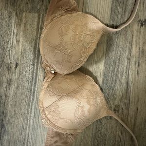 Victoria’s Secret bra